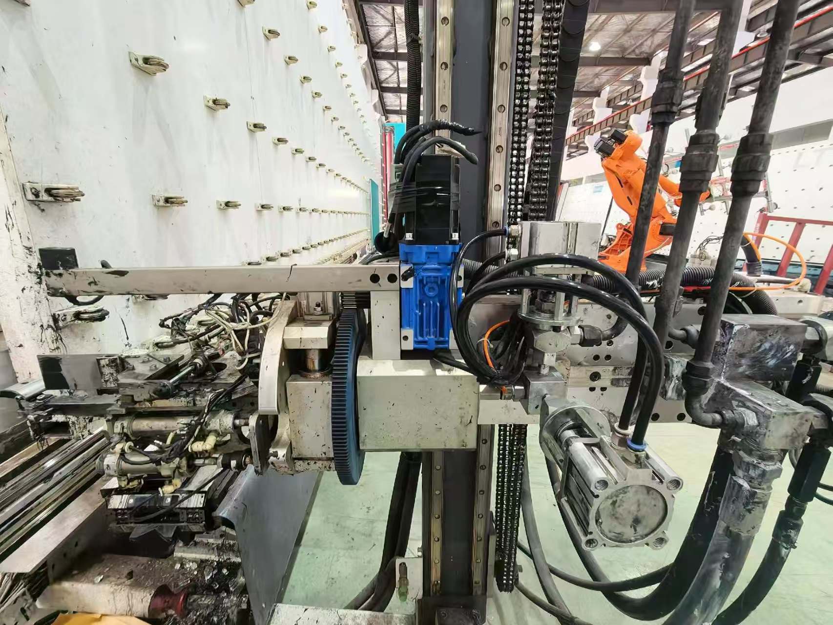 Used equipment HANJIANG IG LANE (2500x6000) WEIYI sealing robot (2500x600)